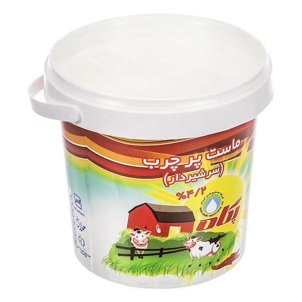 ماست پرچرب سرشیردار 1400 گرمی پگاه